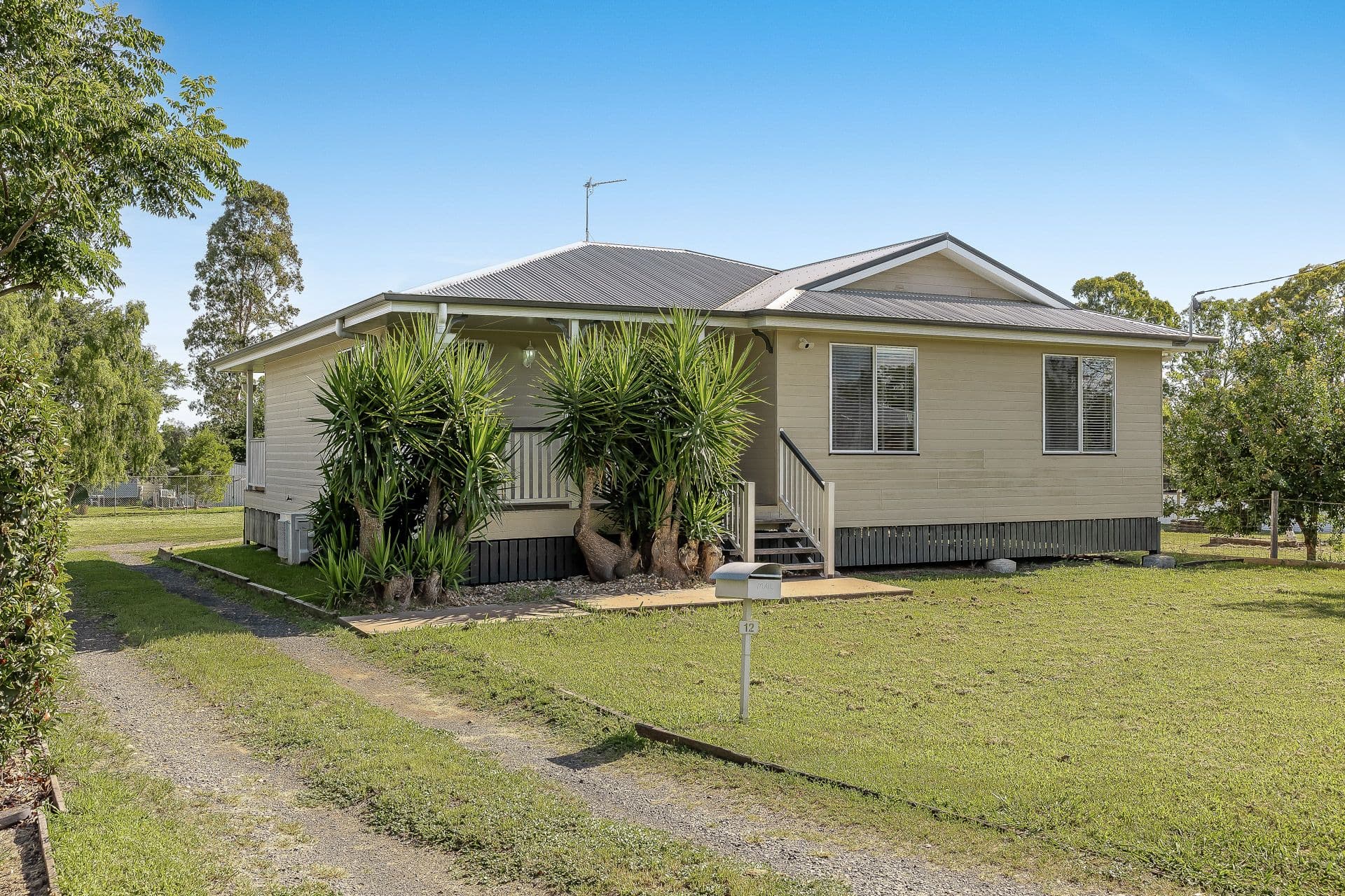 12 Queen Street, Kingsthorpe QLD 4400, Kingsthorpe - Thumbnail 2