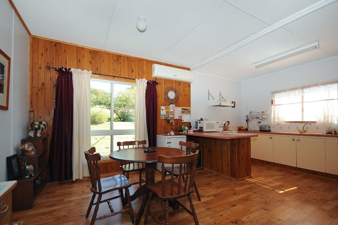 163 Willis Road, MERINGANDAN WEST QLD 4352, Meringandan West - Thumbnail 3