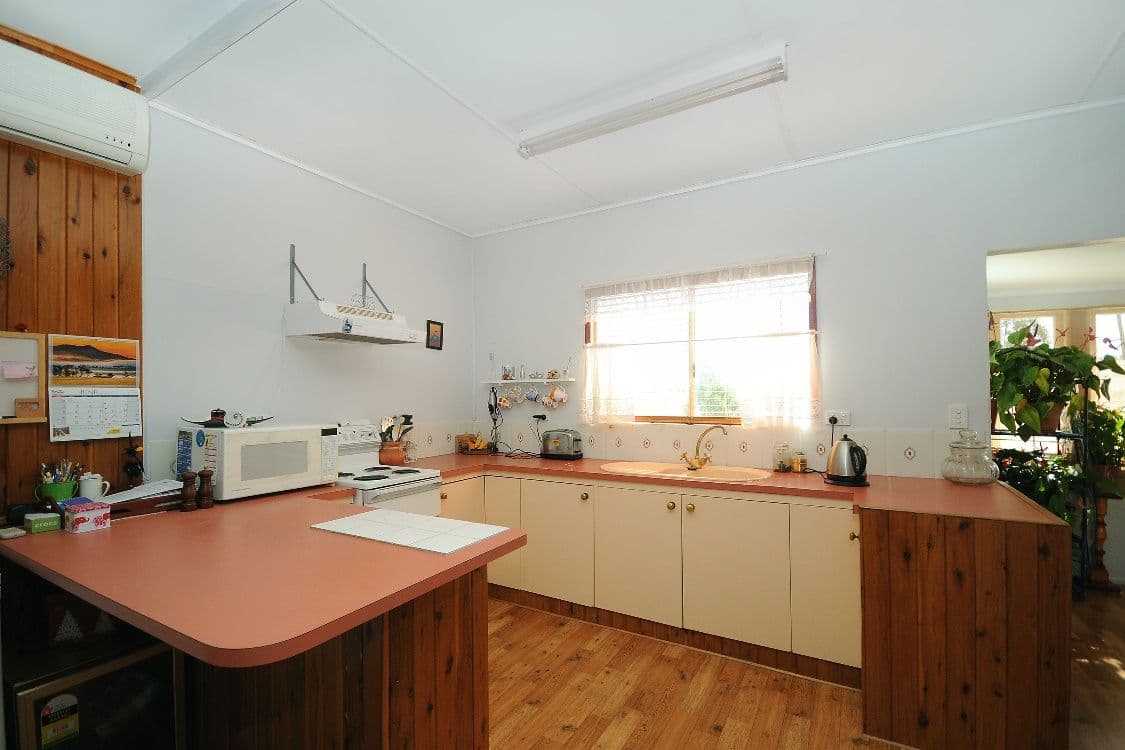 163 Willis Road, MERINGANDAN WEST QLD 4352, Meringandan West - Thumbnail 4