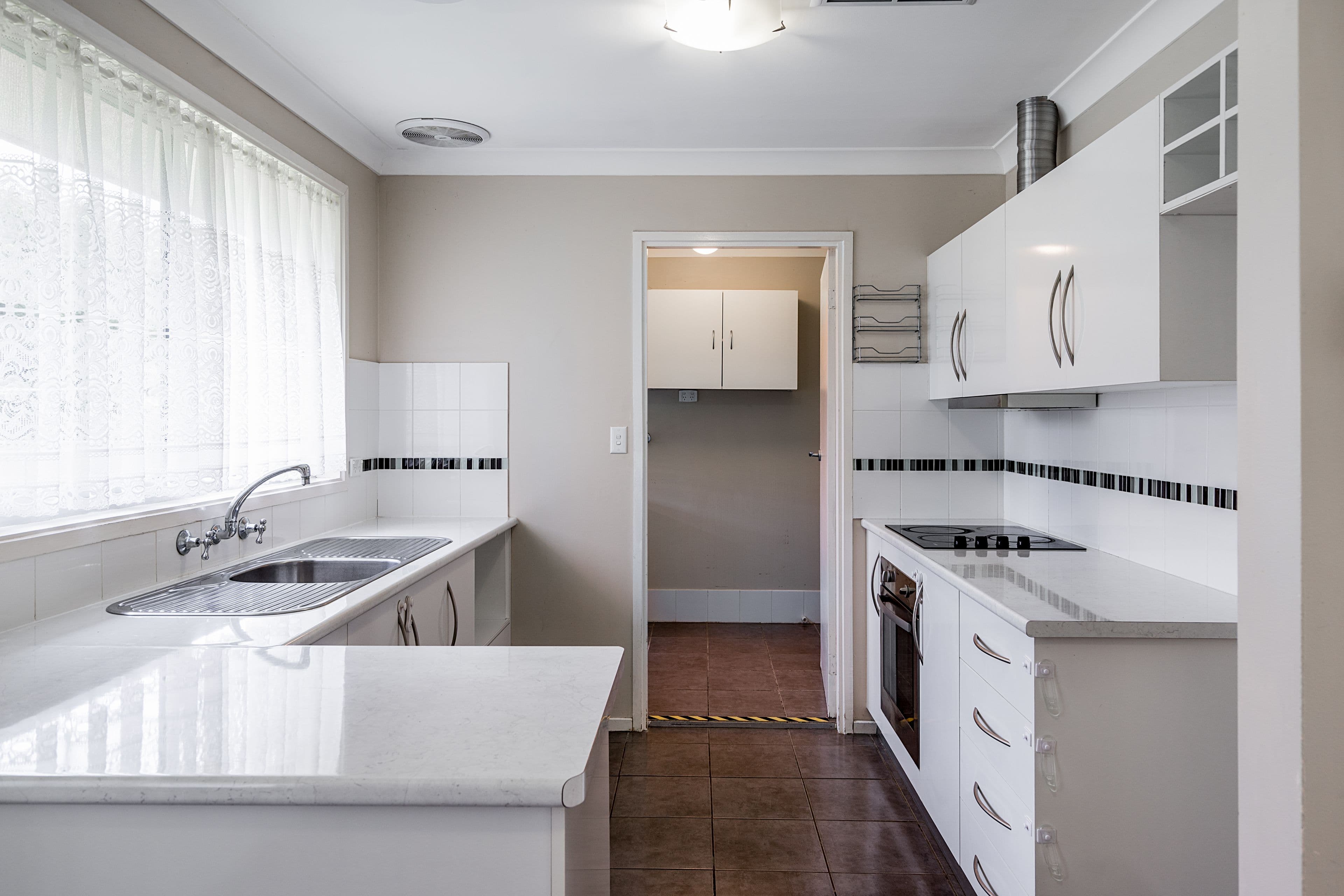 10 Emerald Street, Dubbo - Thumbnail 2