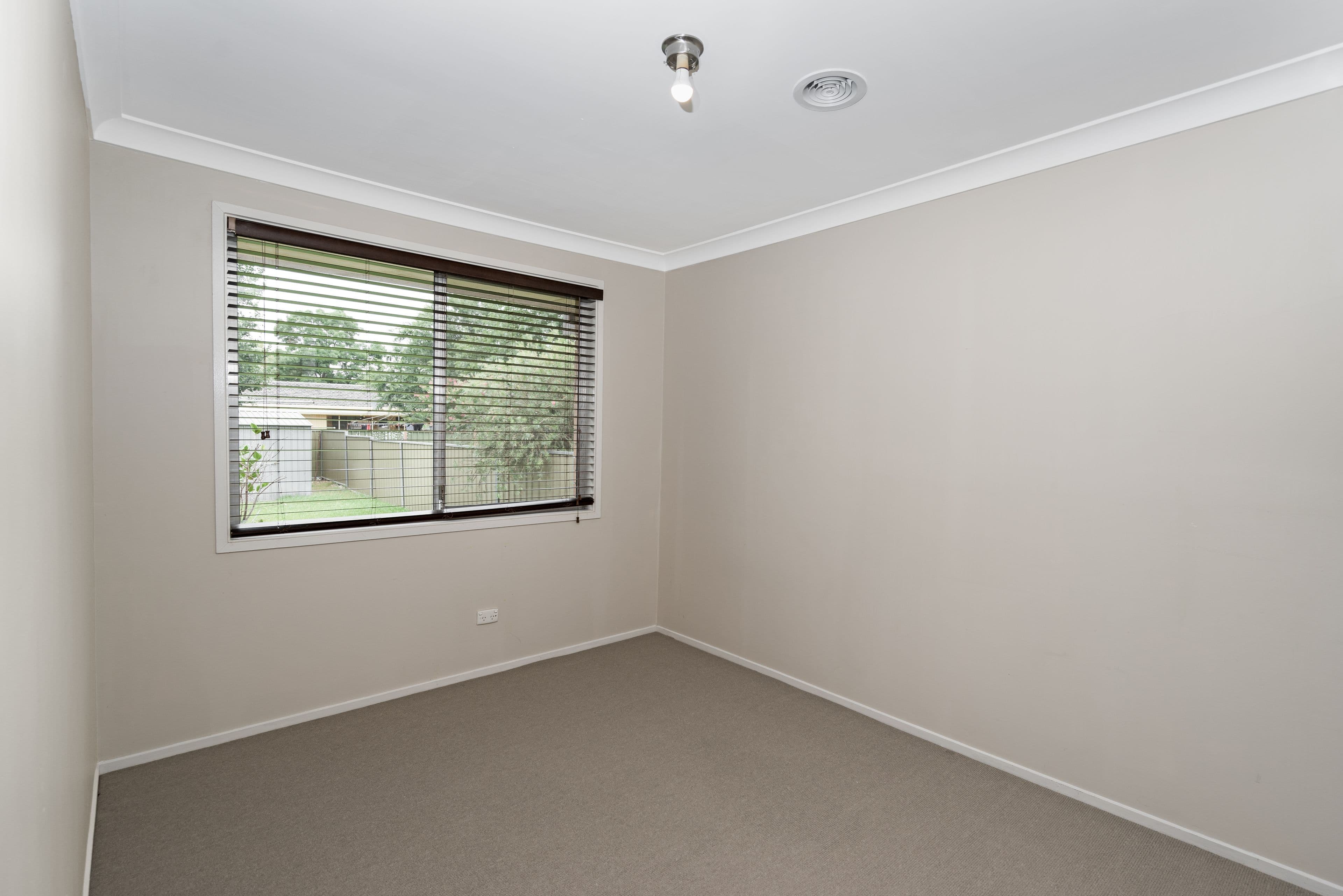 10 Emerald Street, Dubbo - Thumbnail 7