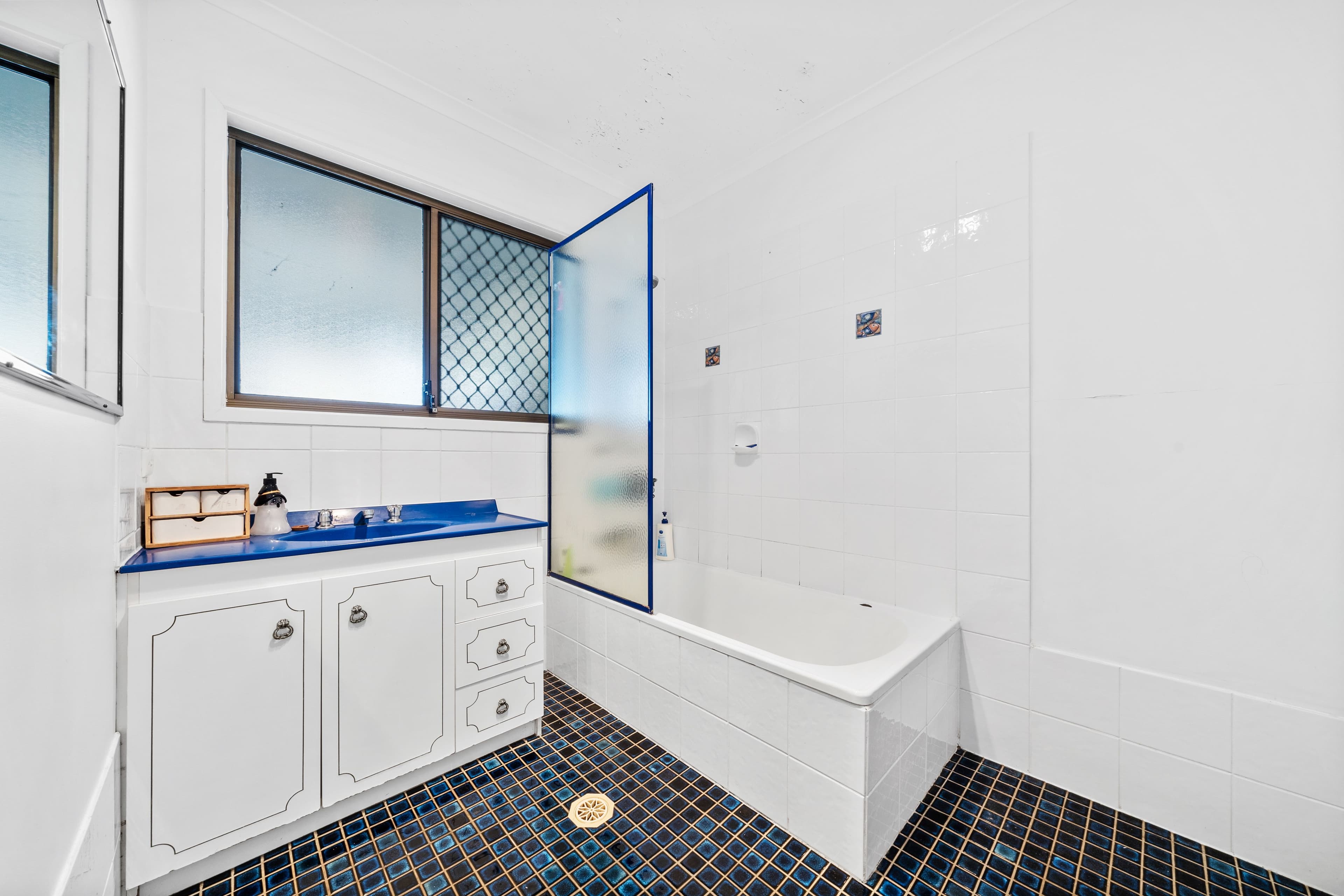 2 ADROSE Court, Beenleigh QLD 4207, Beenleigh - Thumbnail 6