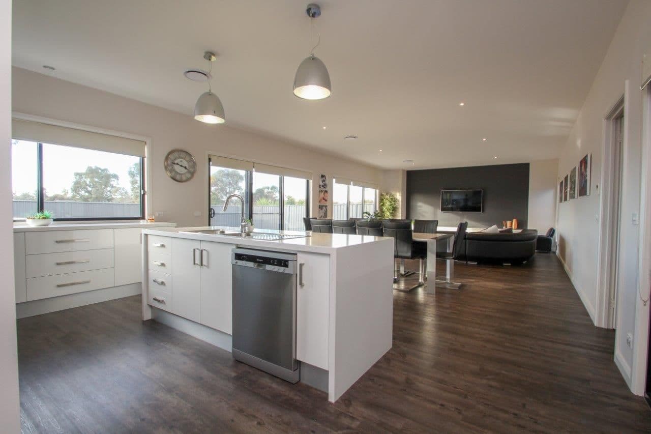 8 Dudley Park Lane, Cobram VIC 3644, Cobram - Thumbnail 5