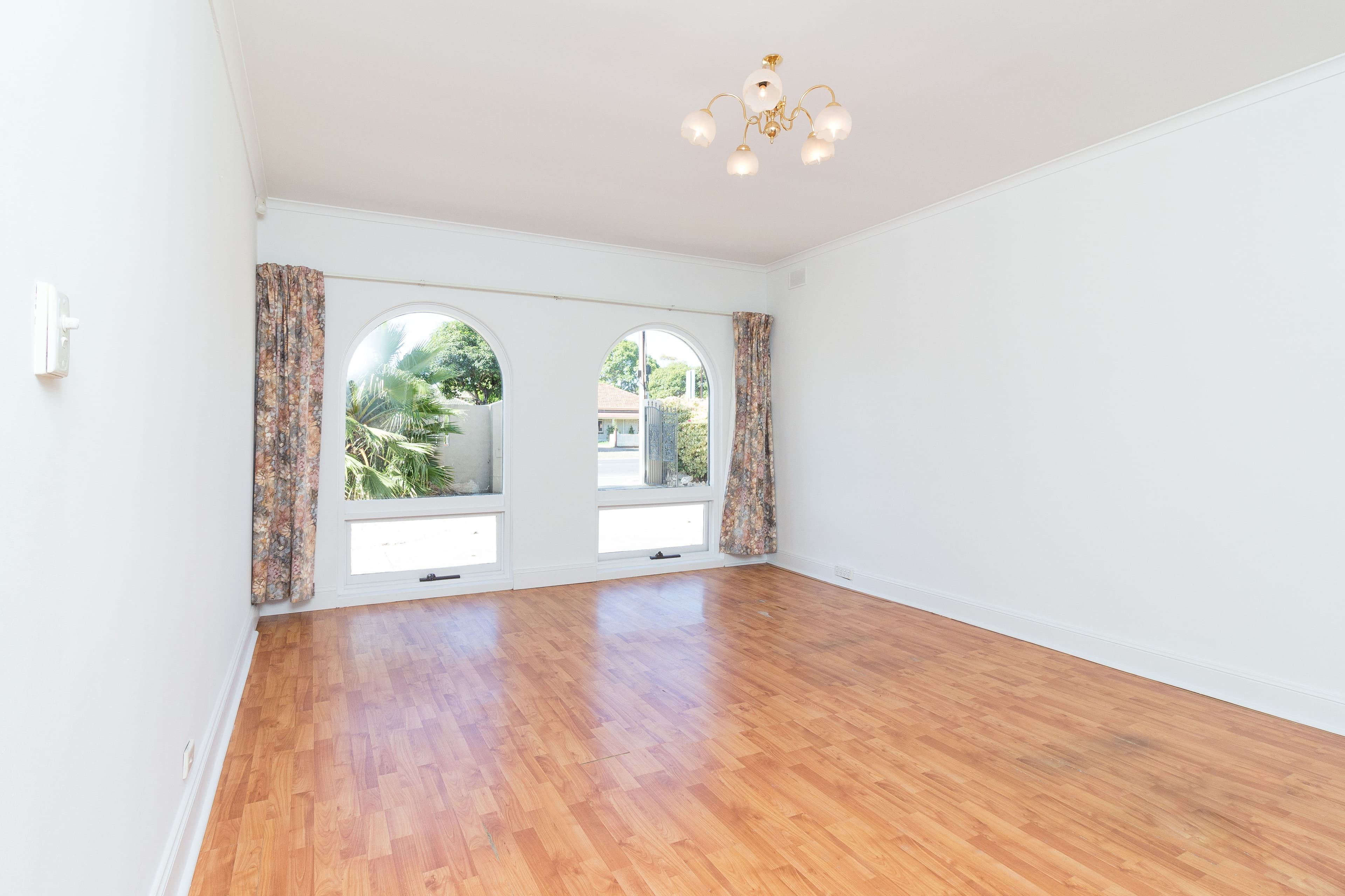 33 Ascot Avenue, Vale Park SA 5081, Vale Park - Thumbnail 5
