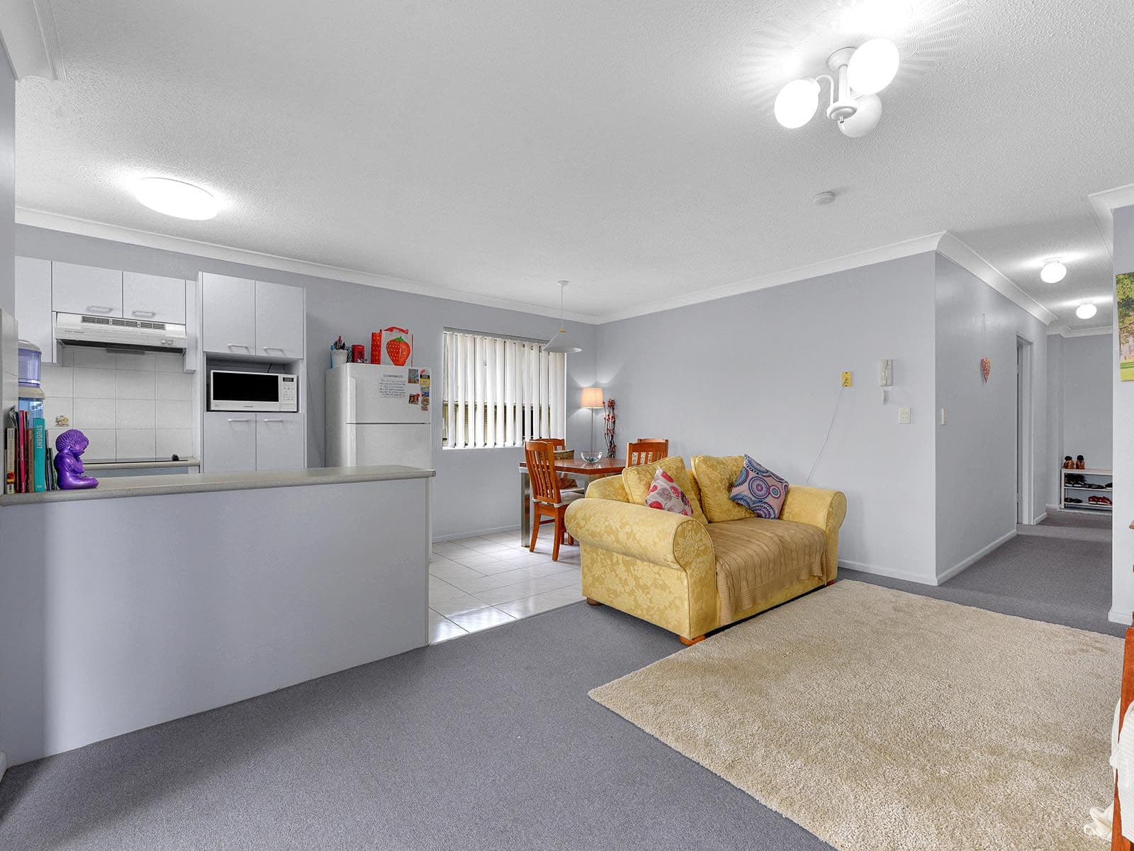 34 Pembroke Road, Coorparoo QLD 4151, Coorparoo - Thumbnail 3