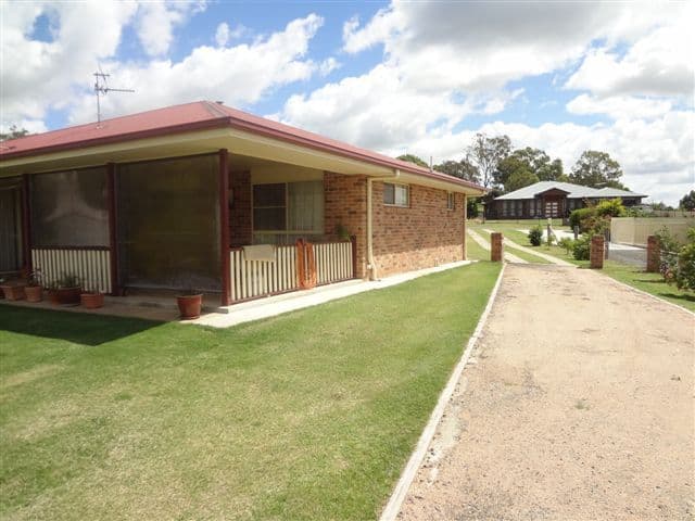 14 Kurrajong Court, MERINGANDAN WEST QLD 4352, Meringandan West - Thumbnail 3