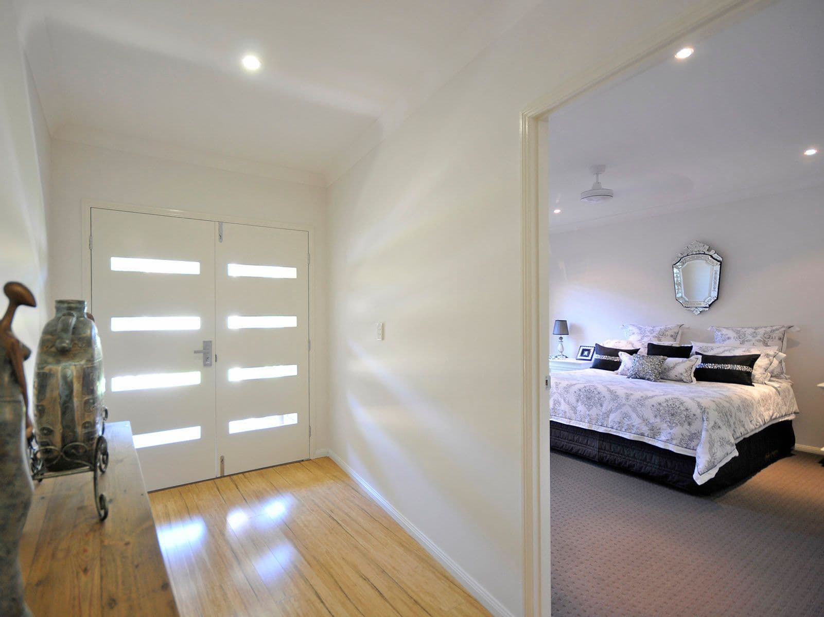 54 Saffron Street, ELANORA QLD 4221, Elanora - Thumbnail 3