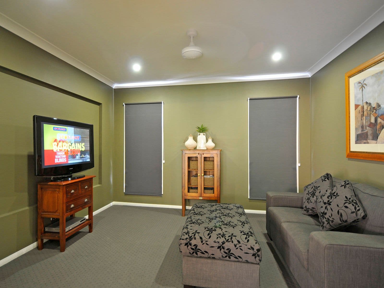54 Saffron Street, ELANORA QLD 4221, Elanora - Thumbnail 5