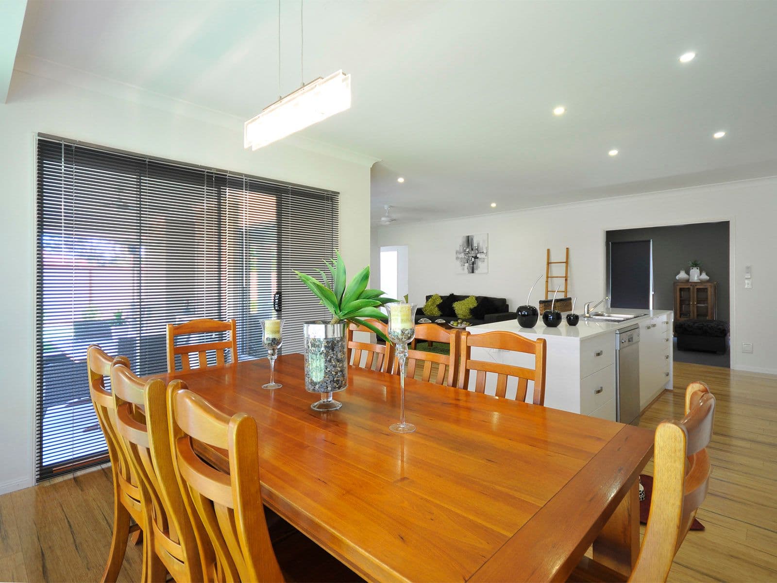 54 Saffron Street, ELANORA QLD 4221, Elanora - Thumbnail 8