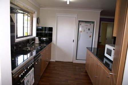 8  Brooke Place, ORANGE NSW 2800, Orange - Thumbnail 4