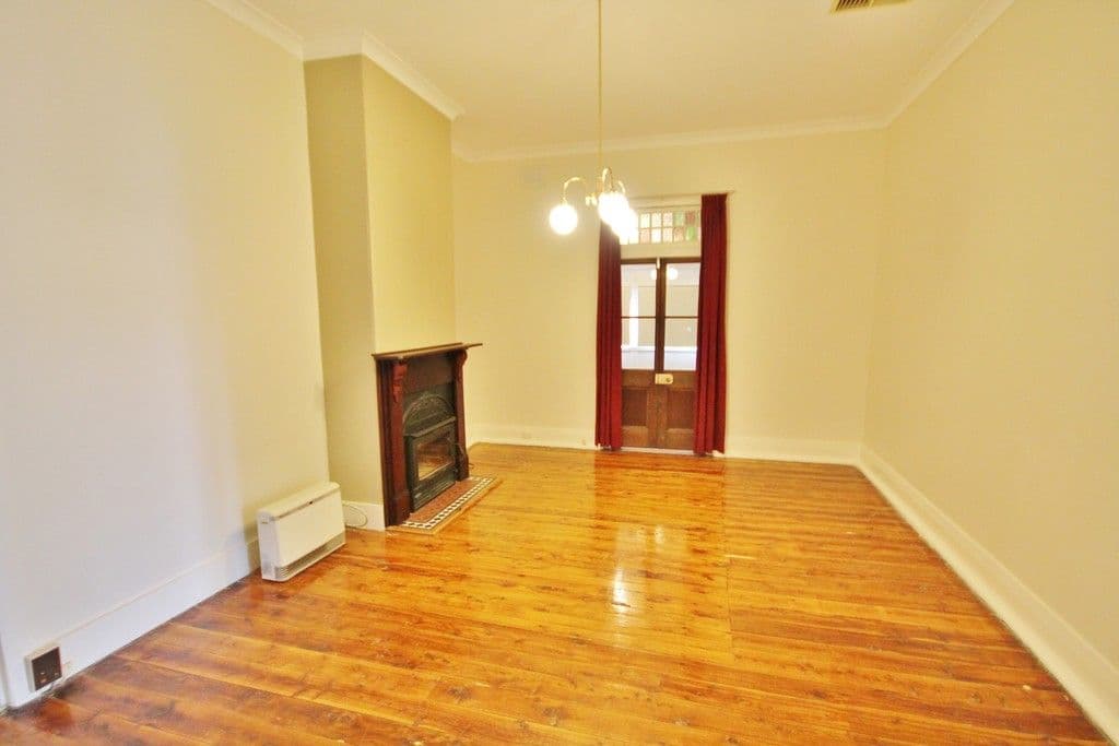 2 Lovell Street, YOUNG NSW 2594, Young - Thumbnail 6