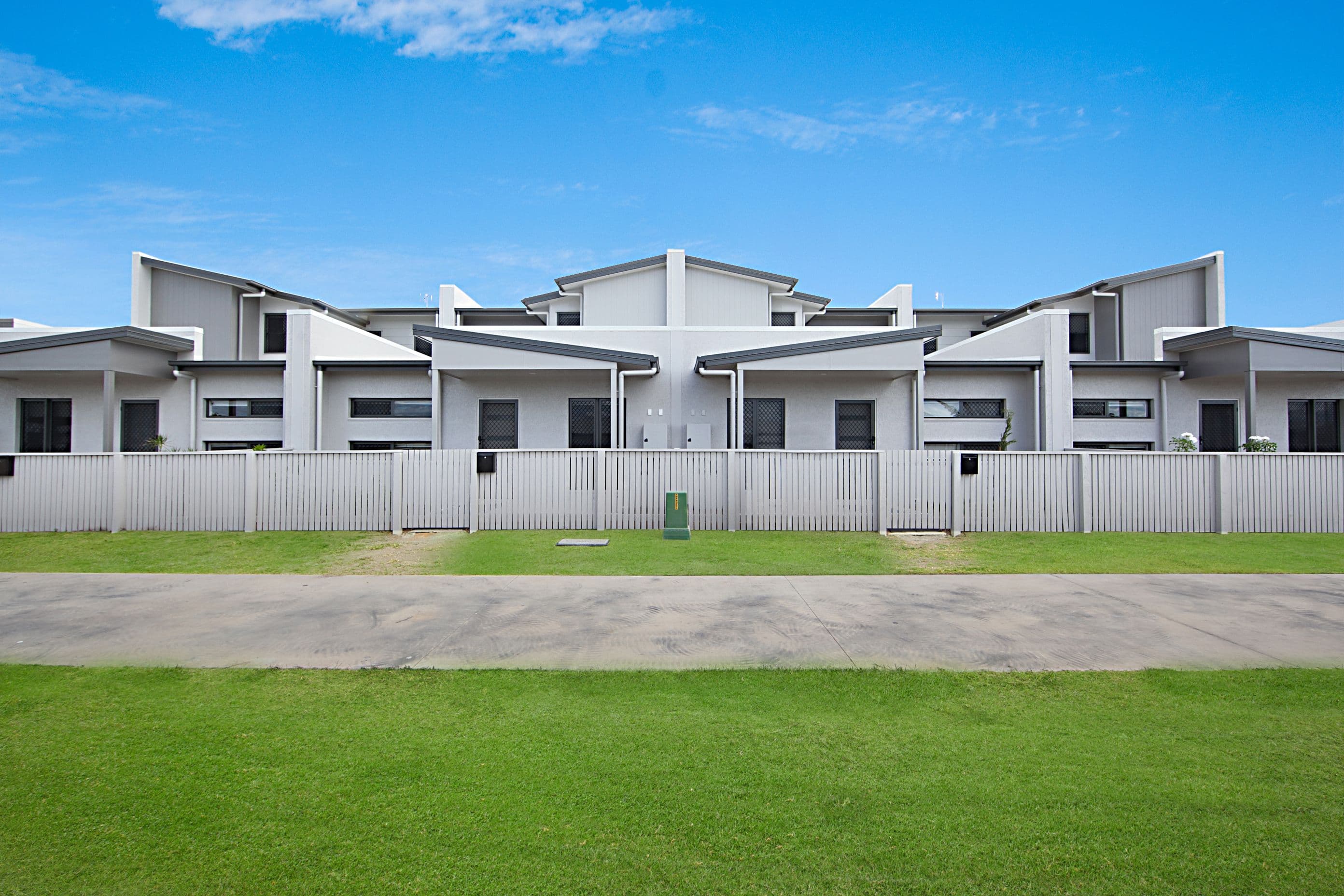 39 Holyoak Avenue, Oonoonba QLD 4811, Oonoonba - Thumbnail 3
