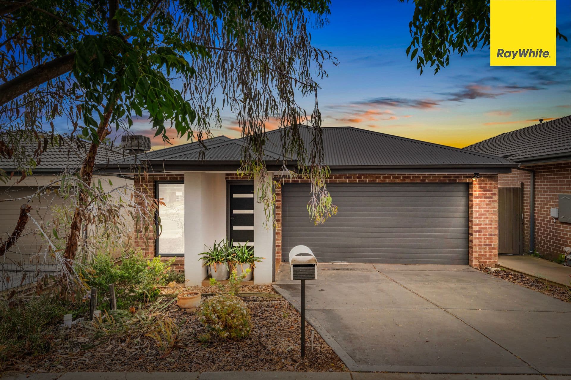 39 Coltan Avenue, COBBLEBANK VIC 3338, Cobblebank - Image 1