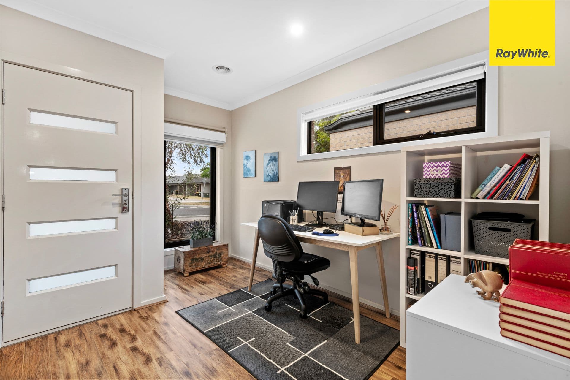 39 Coltan Avenue, COBBLEBANK VIC 3338, Cobblebank - Thumbnail 2