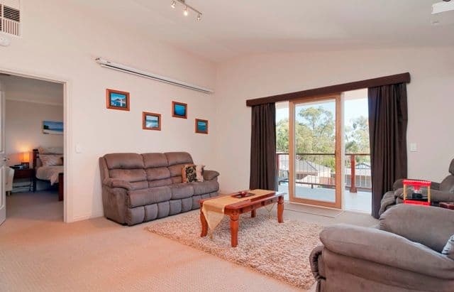 12 Sirocco Court, WANDIN NORTH VIC 3139, Wandin North - Thumbnail 5