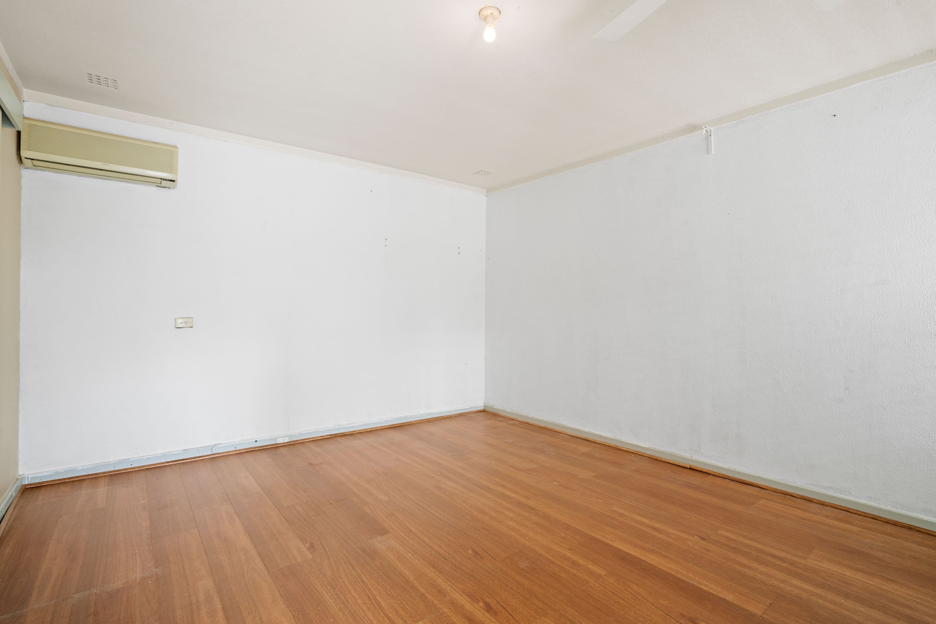 1B Prendiville Way, Langford WA 6147, Langford - Thumbnail 4