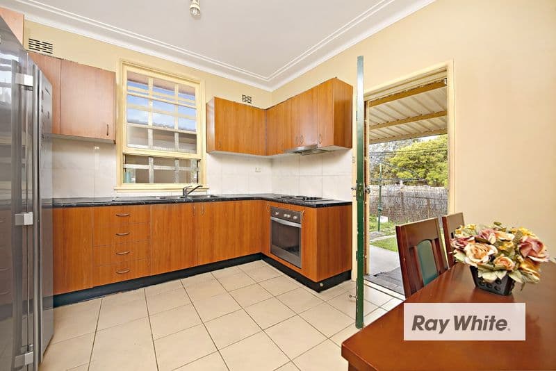 5 Vivian Crescent, BERALA NSW 2141, Berala - Thumbnail 3
