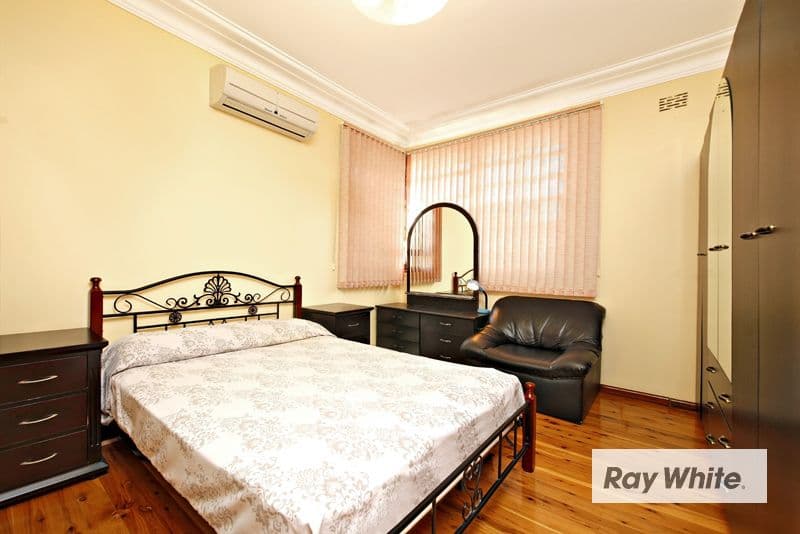 5 Vivian Crescent, BERALA NSW 2141, Berala - Thumbnail 4
