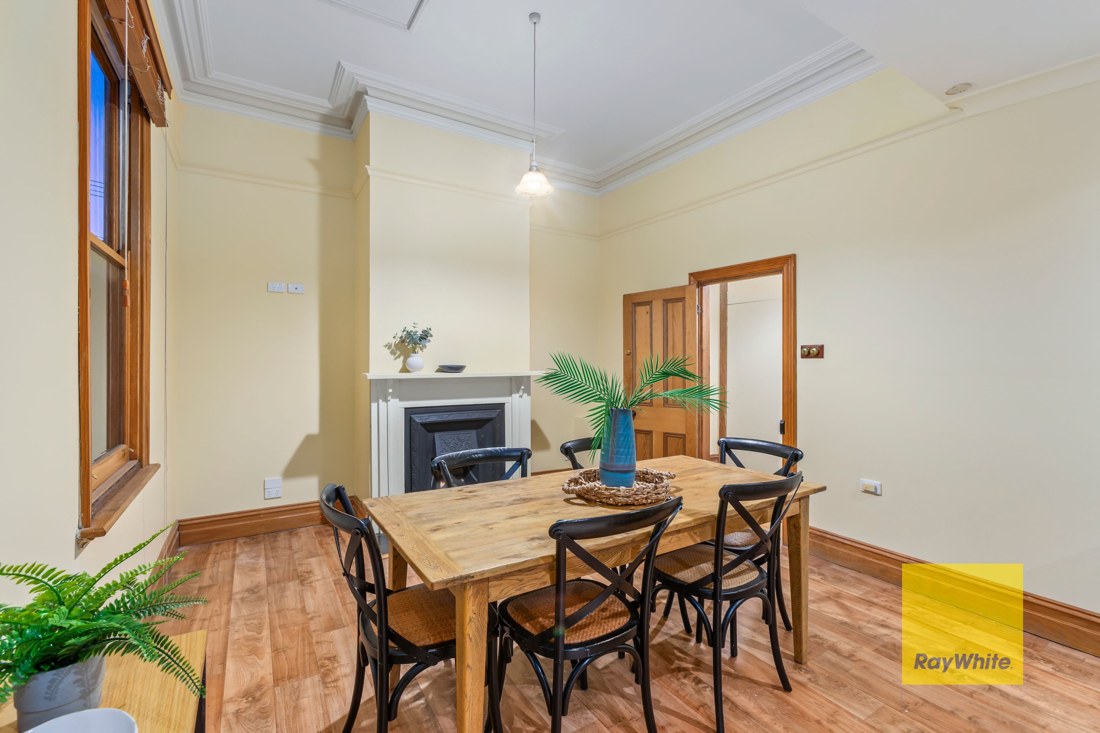 17 Bourke Crescent, Geelong VIC 3220, Geelong - Thumbnail 5