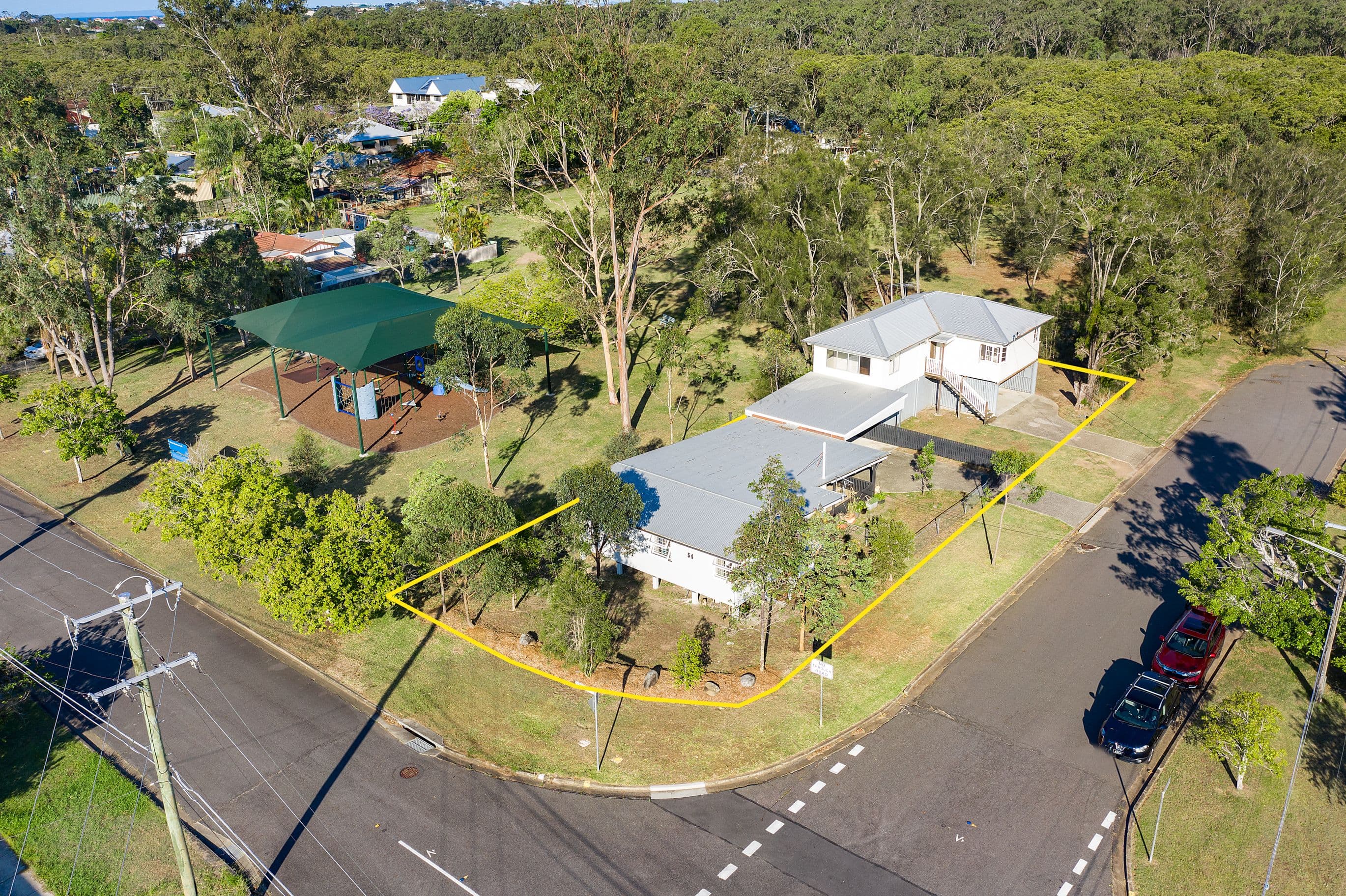 54 Henderson Road, Deagon QLD 4017, Deagon - Thumbnail 3
