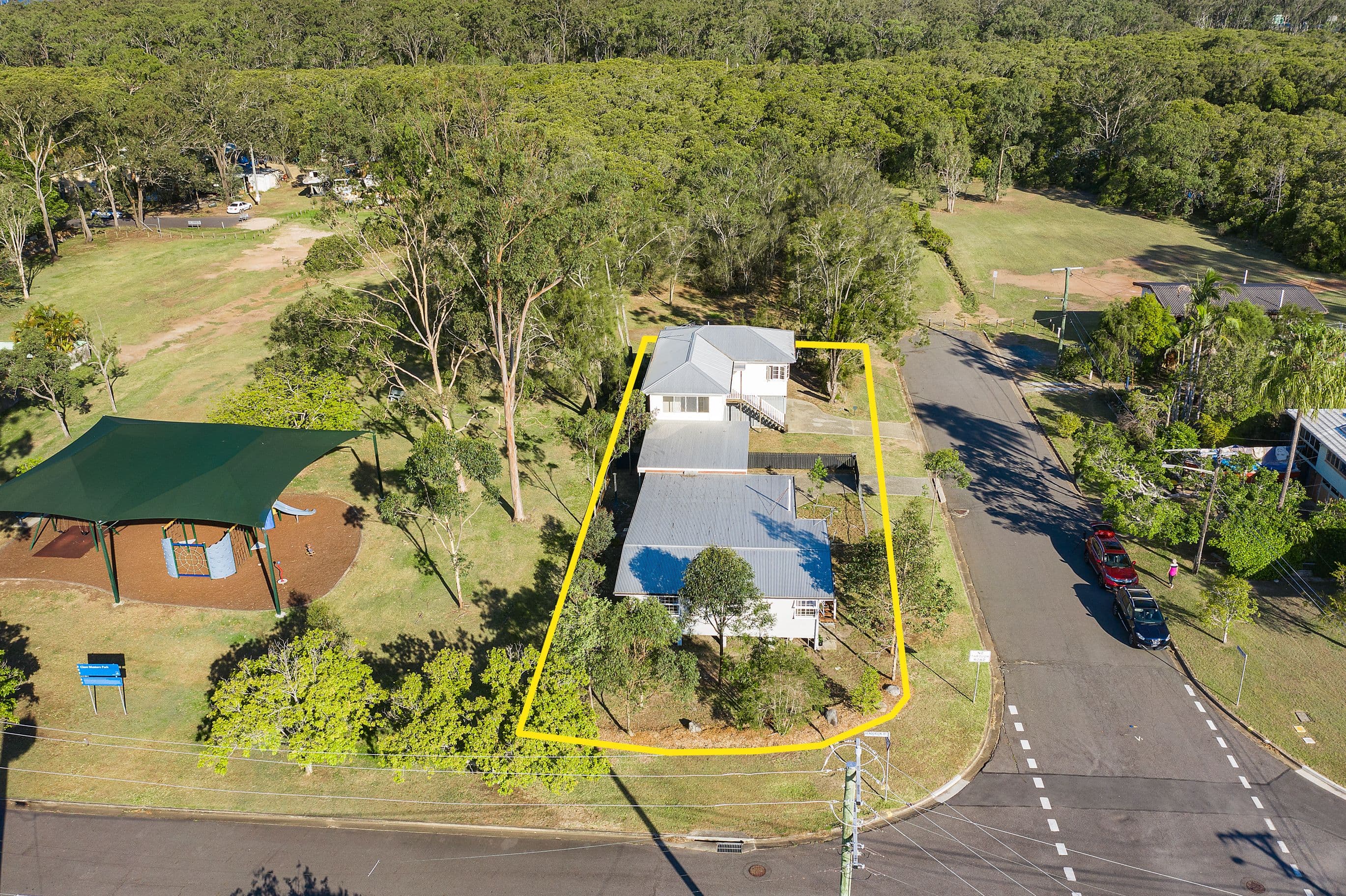 54 Henderson Road, Deagon QLD 4017, Deagon - Thumbnail 4