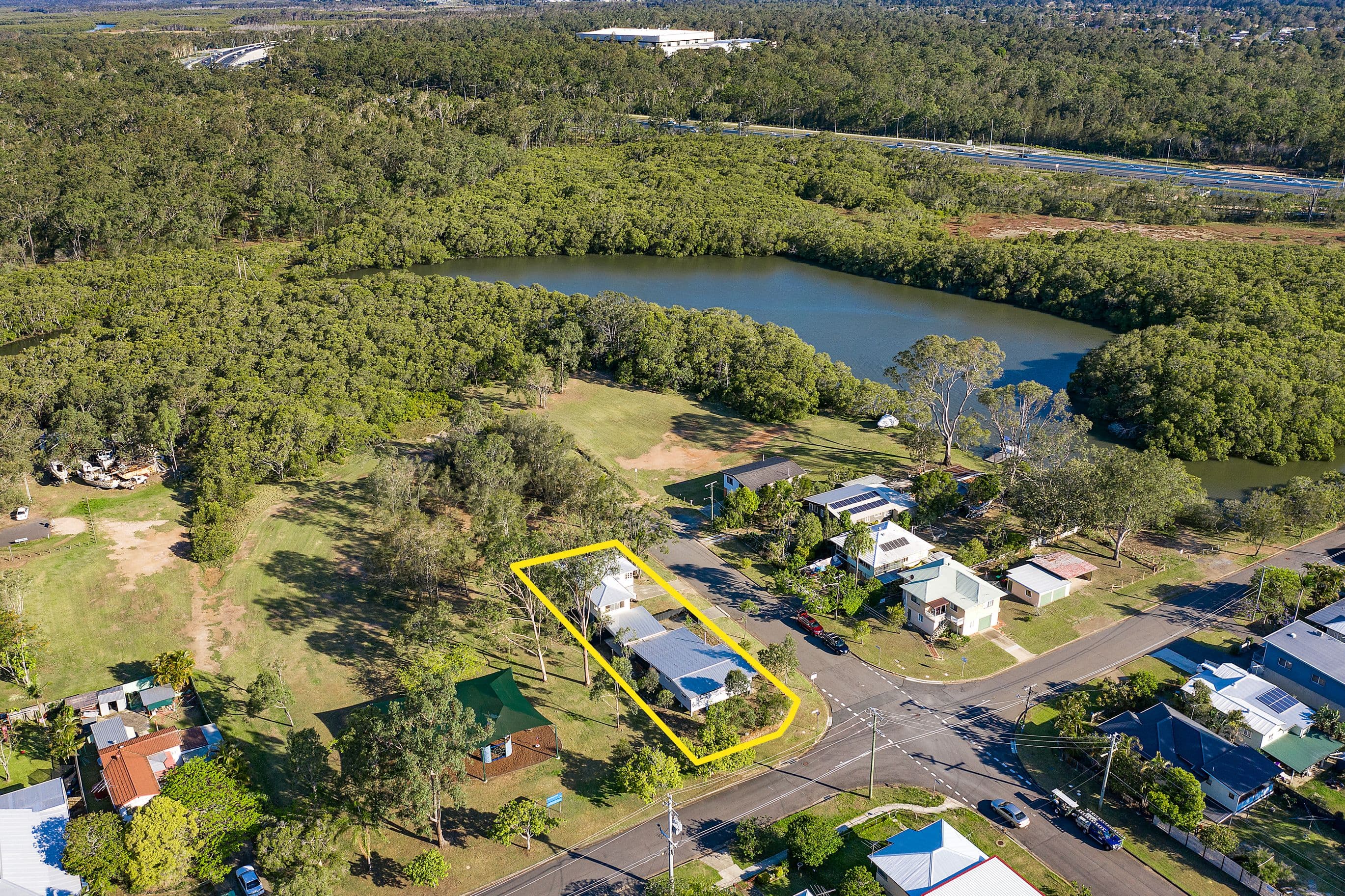 54 Henderson Road, Deagon QLD 4017, Deagon - Thumbnail 5