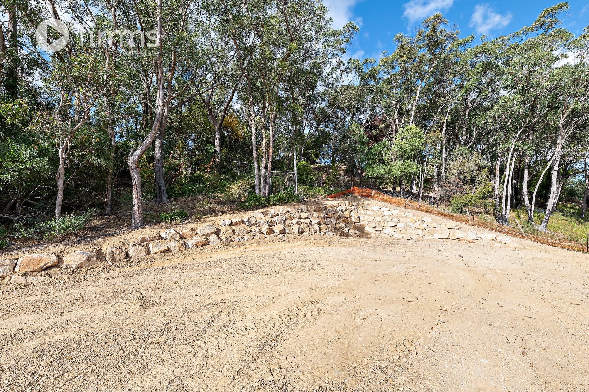 39 Emmett Road, Crafers West - Thumbnail 8