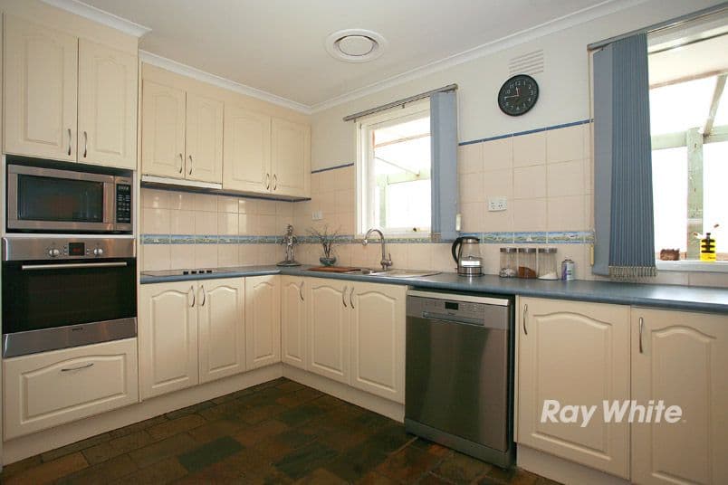 5 Ketnor Street, CRANBOURNE VIC 3977, Cranbourne - Thumbnail 4