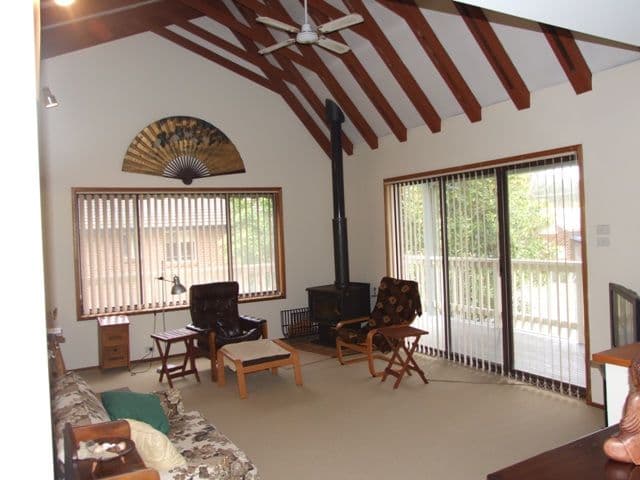 1 Torquay Drive, LAKE TABOURIE NSW 2539, Lake Tabourie - Thumbnail 3