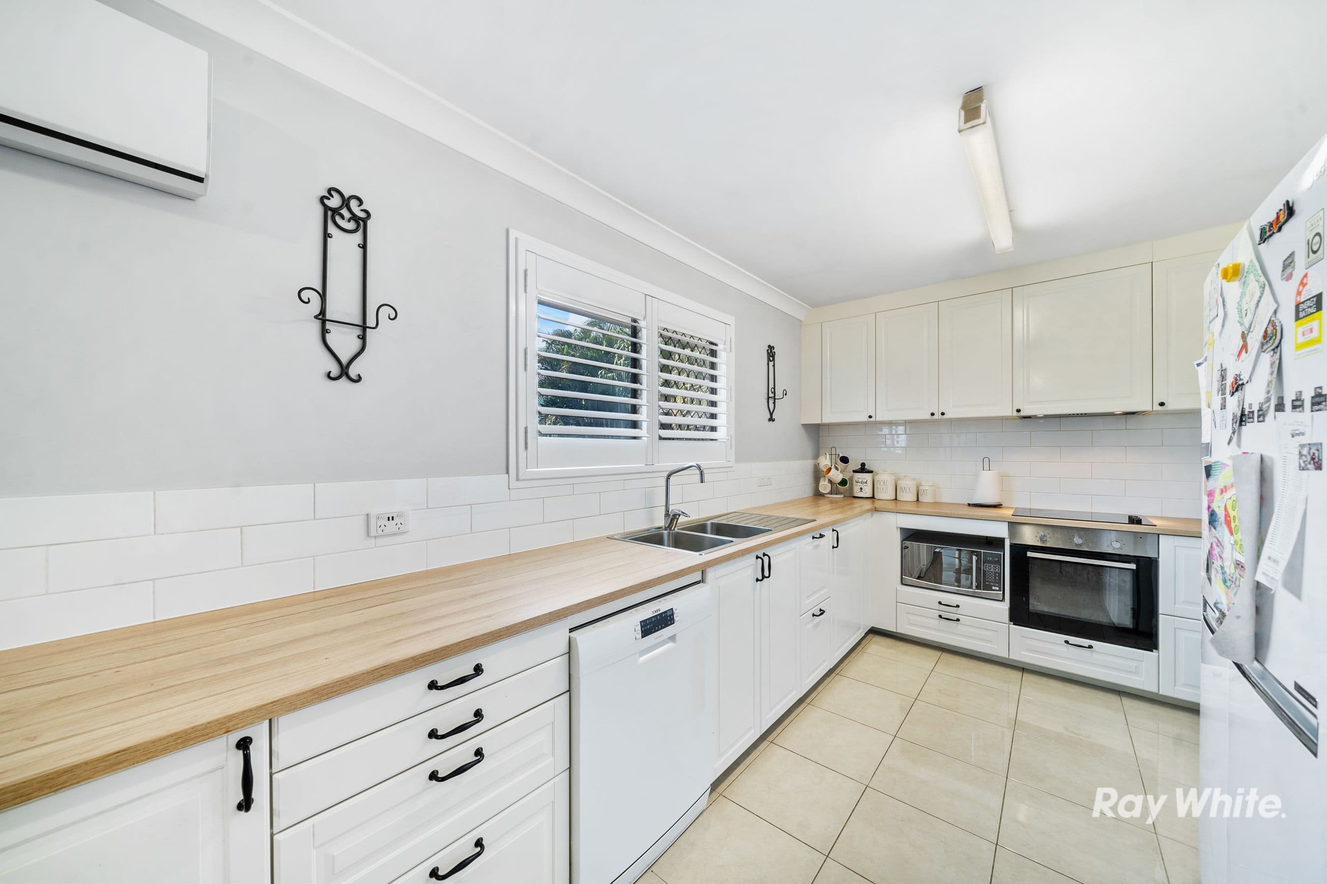 62 Coffey Street, Crestmead QLD 4132, Crestmead - Thumbnail 2