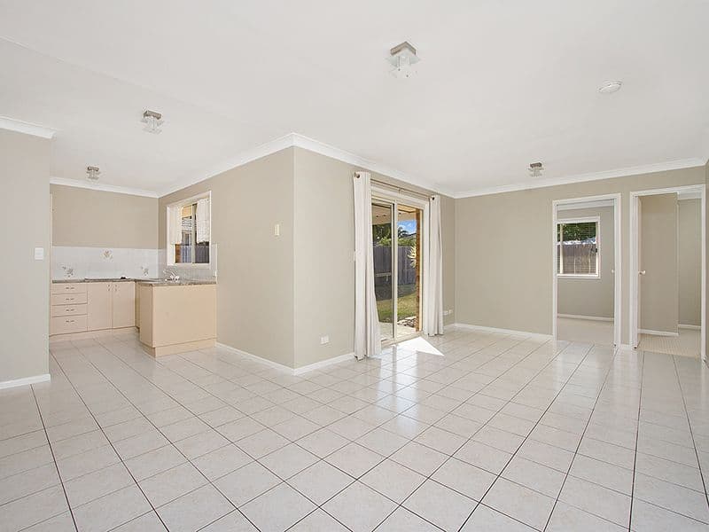 7 Seletar Place, TANAH MERAH QLD 4128, Tanah Merah - Thumbnail 2