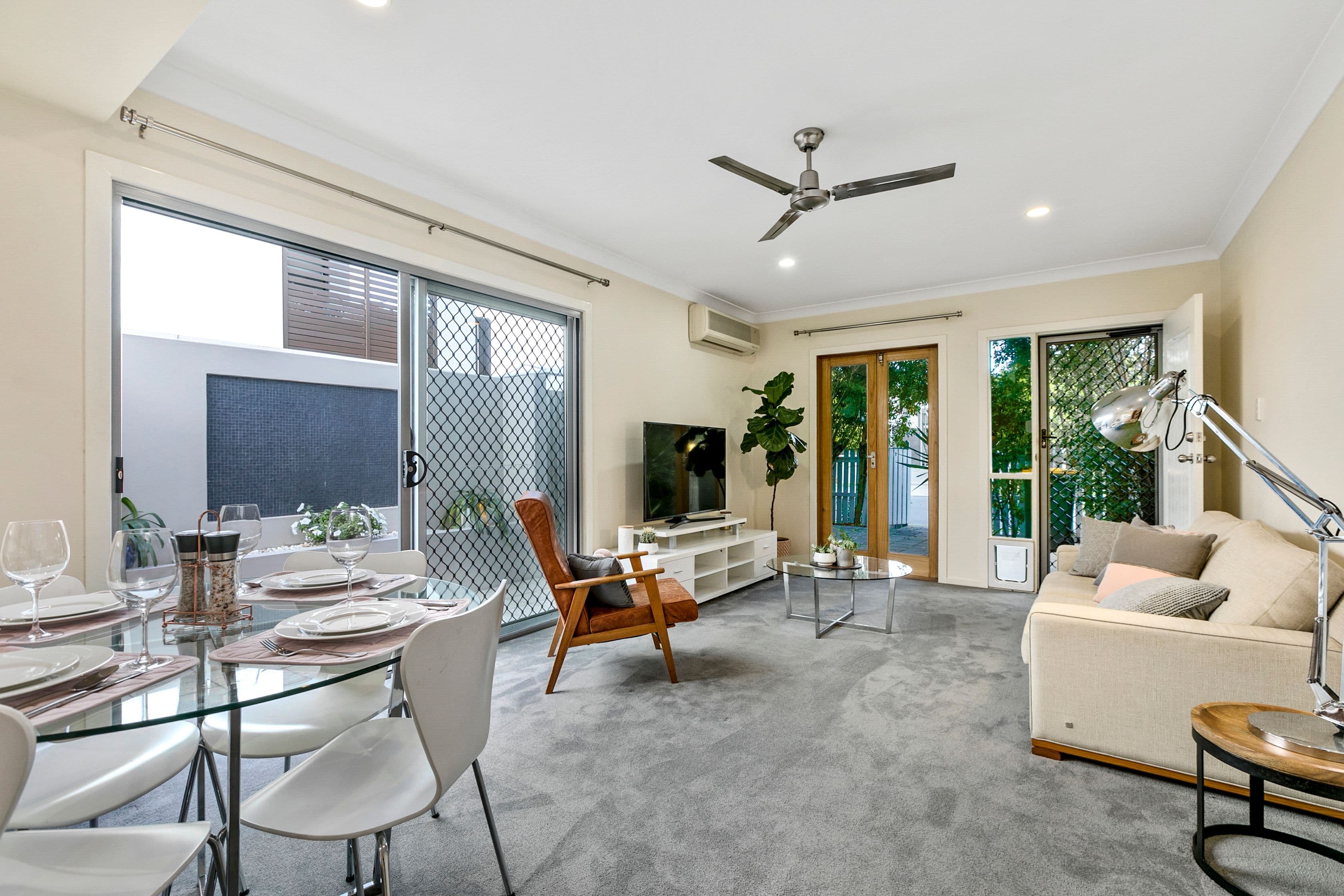 25 Yeronga Street, Yeronga QLD 4104, Yeronga - Thumbnail 2