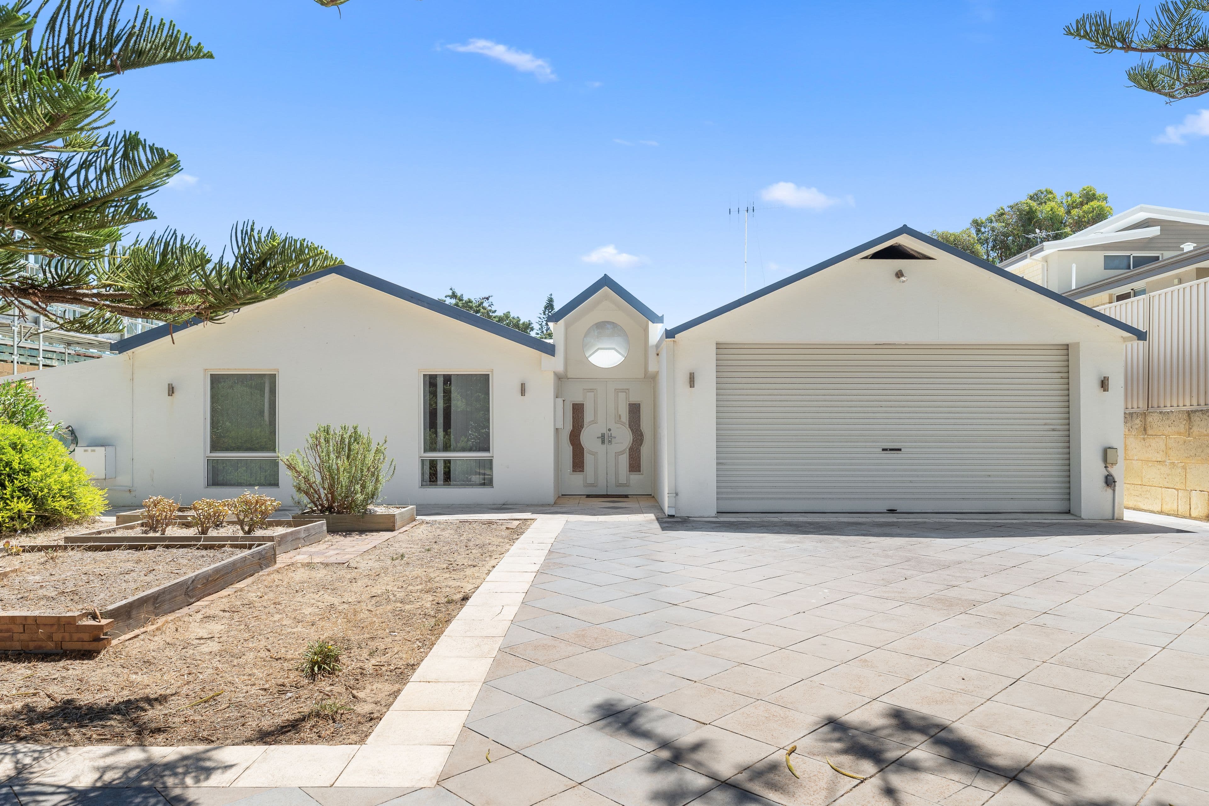 15 Treasure Road, Singleton WA 6175, Singleton - Image 1