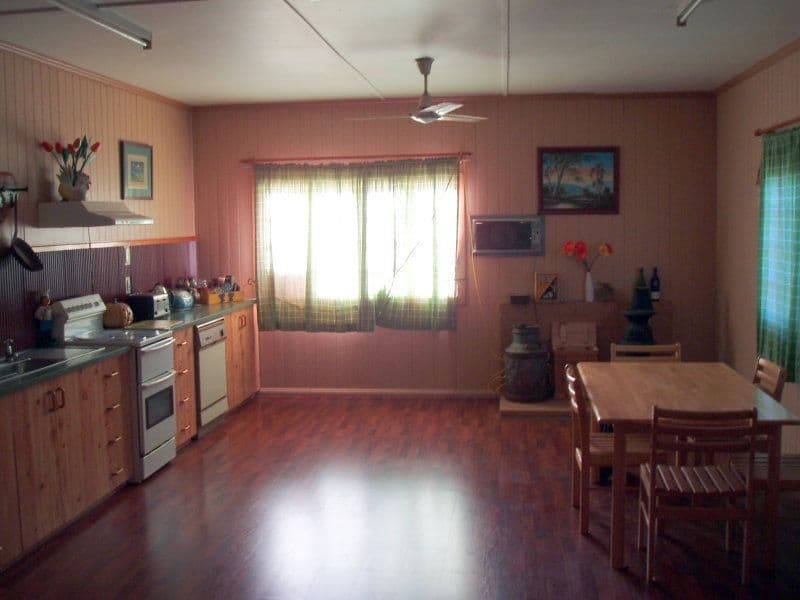 131 Alfred, CHARLEVILLE QLD 4470, Charleville - Thumbnail 3