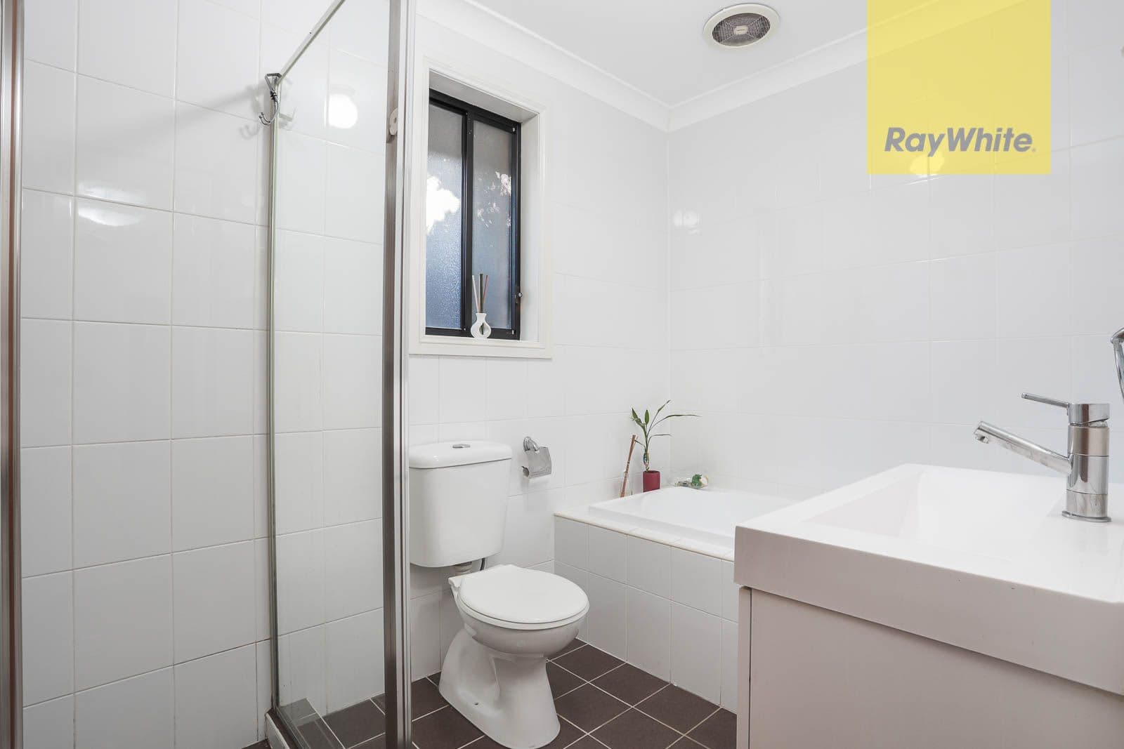 24 Jewelsford Road, Wentworthville NSW 2145, Wentworthville - Thumbnail 6