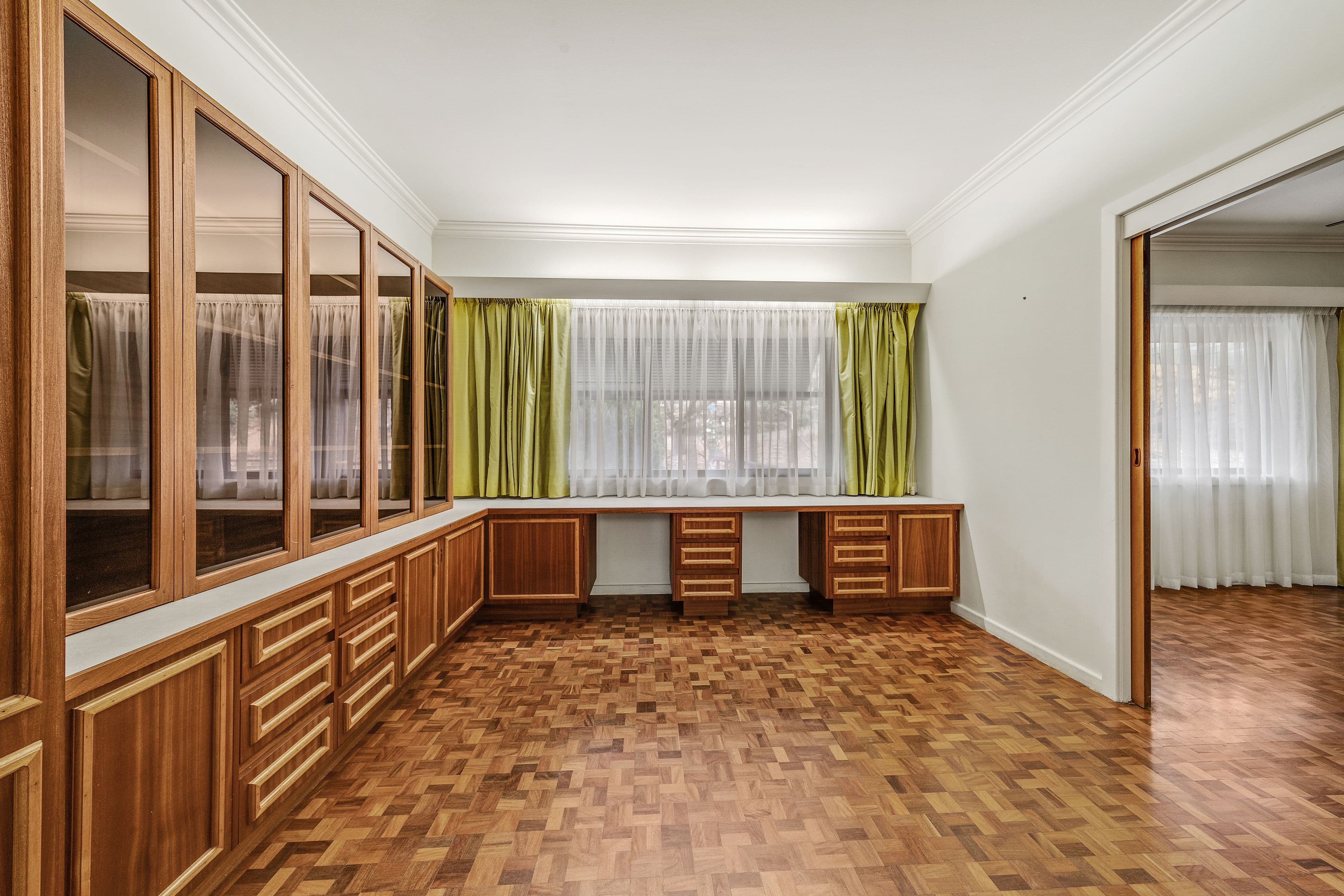 133 Hawkesbury Crescent, Farrer ACT 2607, Farrer - Thumbnail 7
