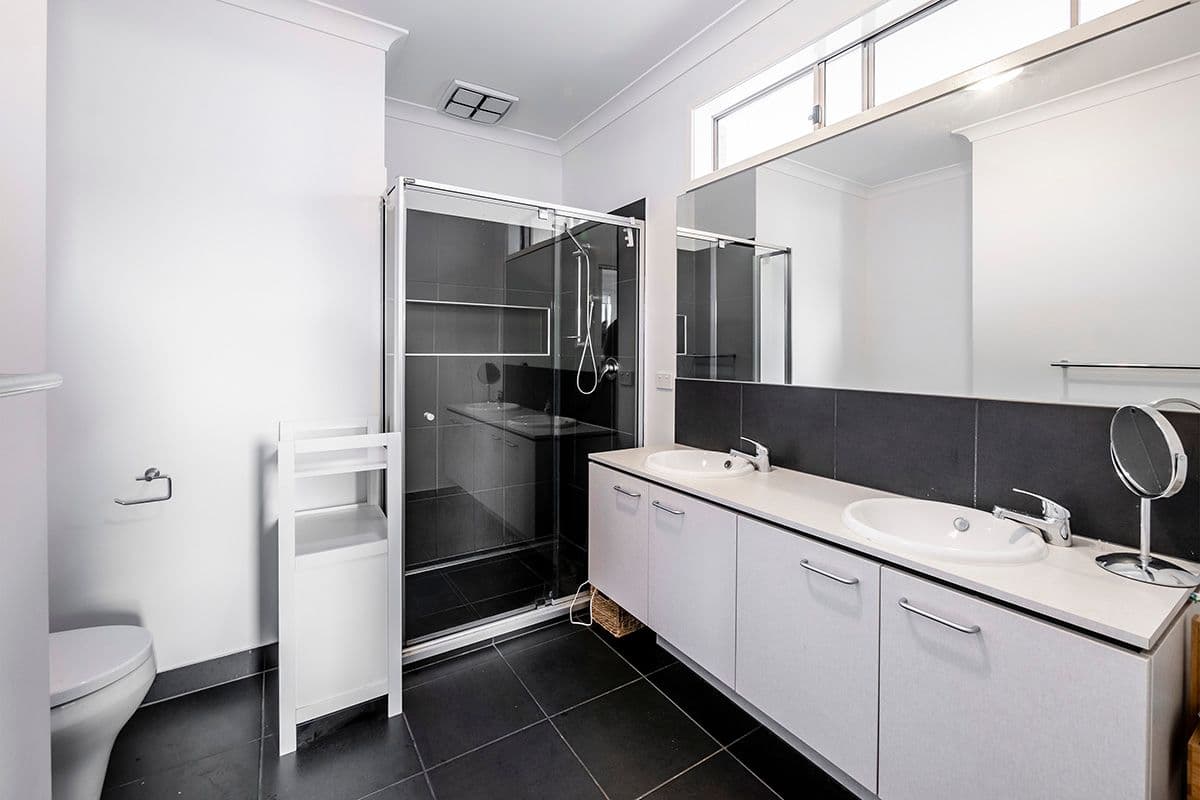 6 Aphrodite Way, Cranbourne West VIC 3977, Cranbourne West - Thumbnail 7