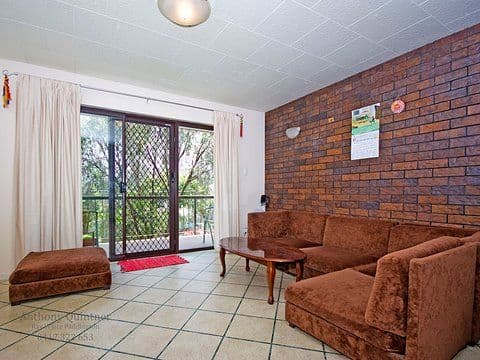32 Hetherington Street, HERSTON QLD 4006, Herston - Thumbnail 3