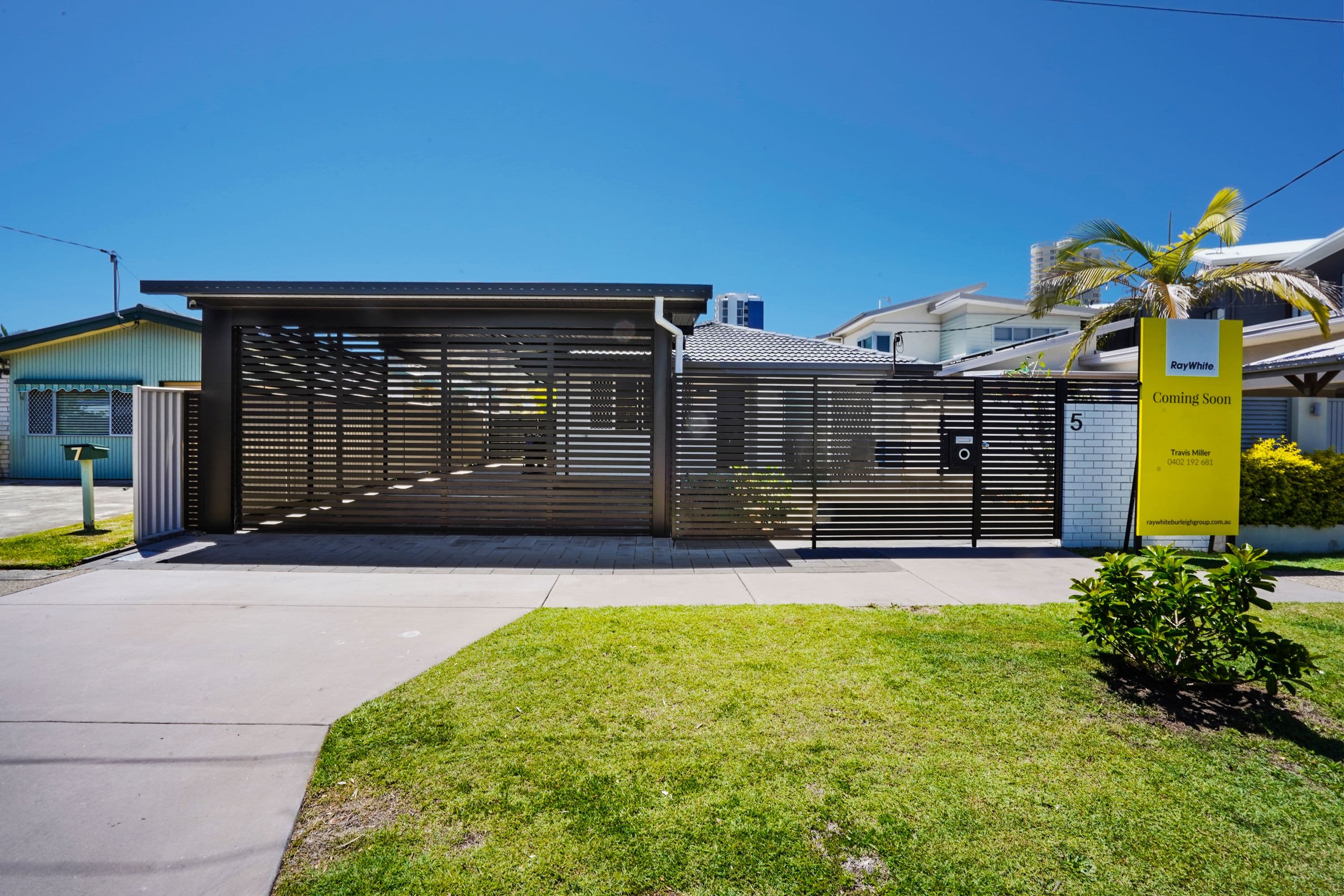 5 Evandale Crescent, Miami QLD 4220, Miami - Thumbnail 5