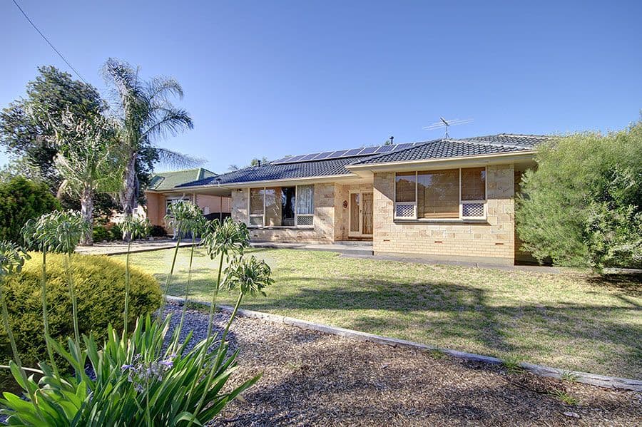 4 Cranborne Crescent, Morphett Vale SA 5162, Morphett Vale - Image 1