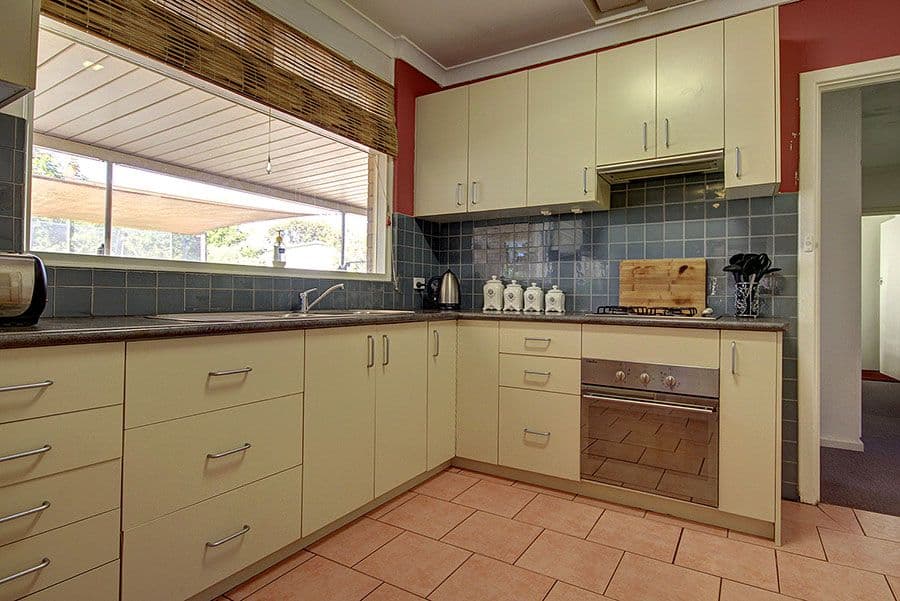 4 Cranborne Crescent, Morphett Vale SA 5162, Morphett Vale - Thumbnail 3