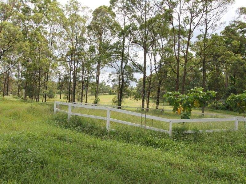 20 Sarow Drive, WARNER QLD 4500, Warner - Thumbnail 2