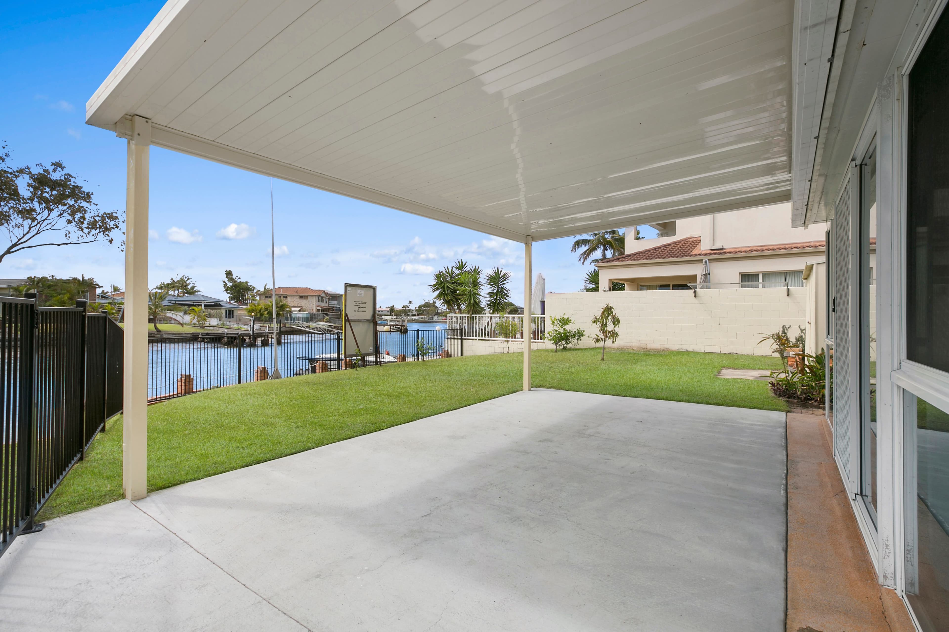 59 Hollywell Road, Biggera Waters QLD 4216, Biggera Waters - Thumbnail 4