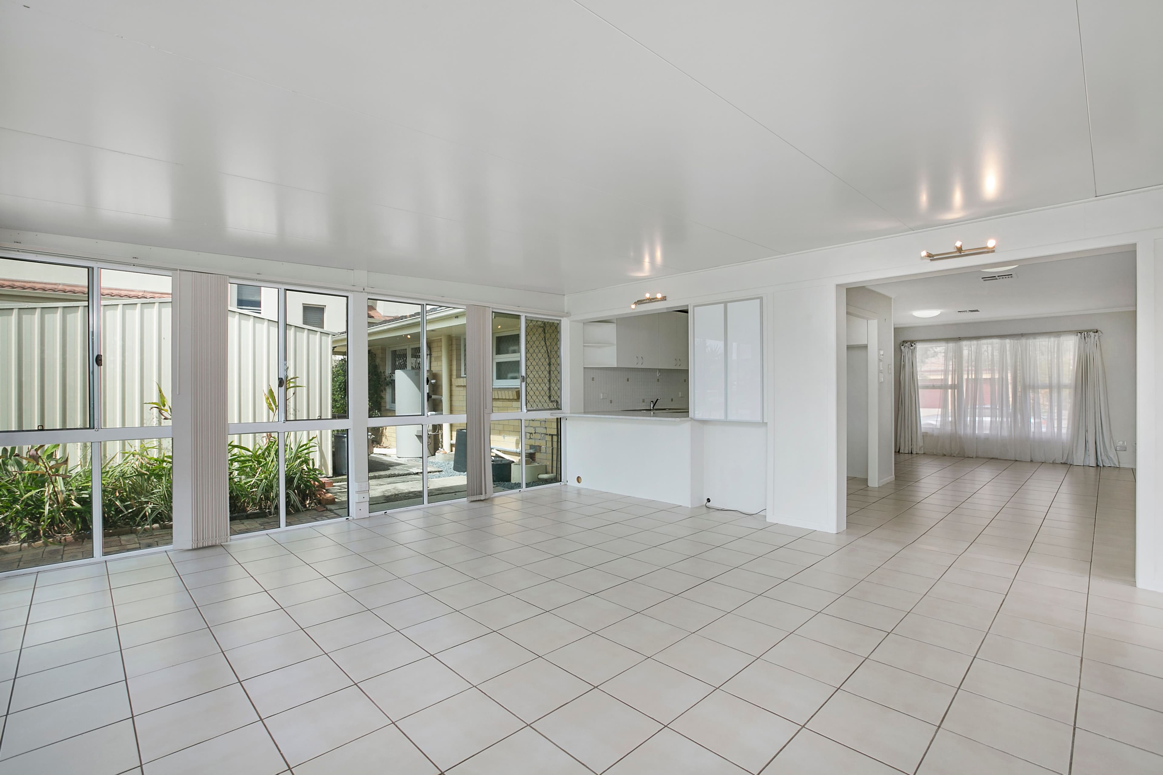 59 Hollywell Road, Biggera Waters QLD 4216, Biggera Waters - Thumbnail 7