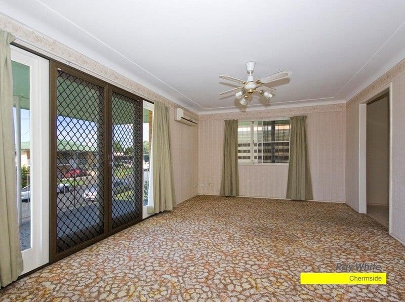 8 Geraldine Street, WAVELL HEIGHTS QLD 4012, Wavell Heights - Thumbnail 5