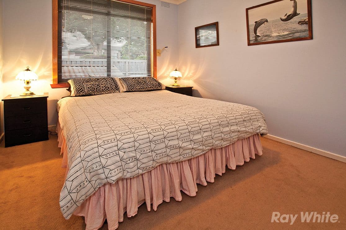 13 Rawdon Hill Drive, DANDENONG NORTH VIC 3175, Dandenong North - Thumbnail 8