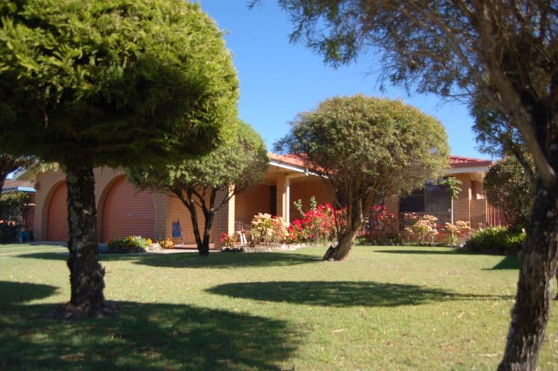 4 Warrigal Avenue, NAMBUCCA HEADS NSW 2448, Nambucca Heads - Image 1
