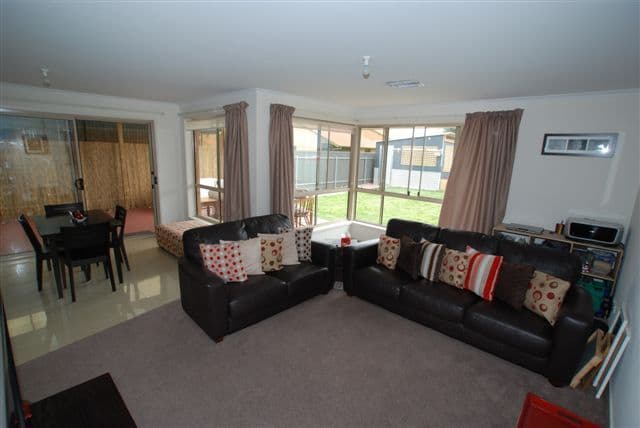15 Hoadley Street, SALISBURY NORTH SA 5108, Salisbury North - Thumbnail 2