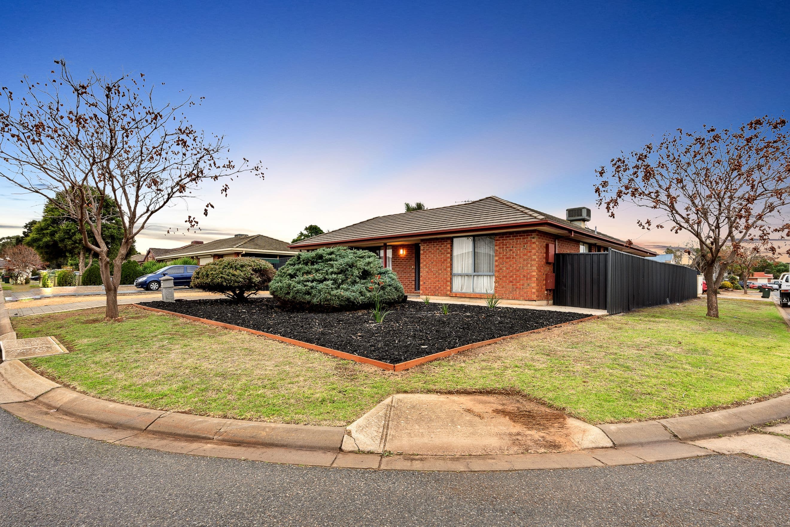 16 Sloman Street, BOOVAL QLD 4304, Booval - Thumbnail 2