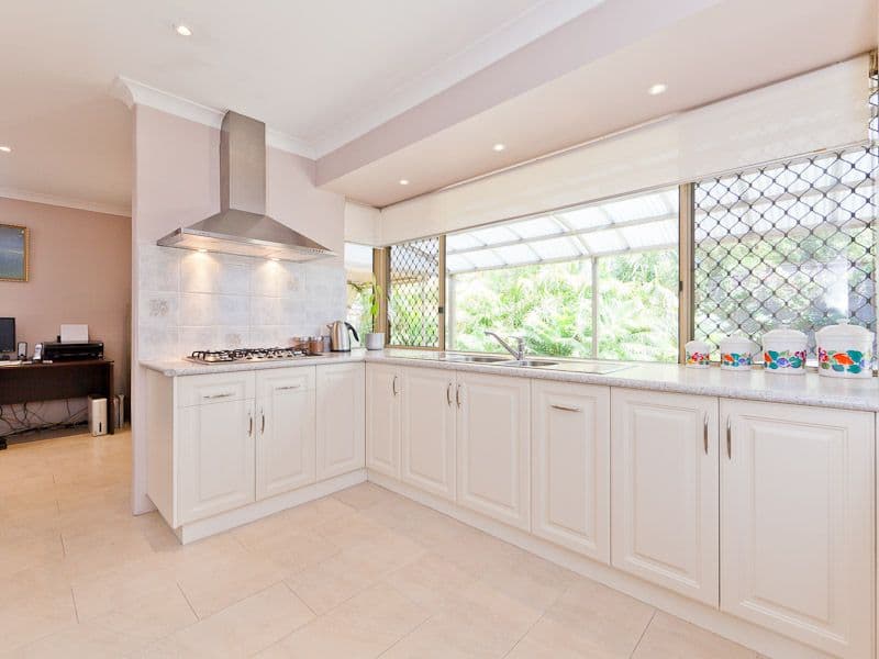 8  Jurien Way, THORNLIE WA 6108, Thornlie - Thumbnail 2